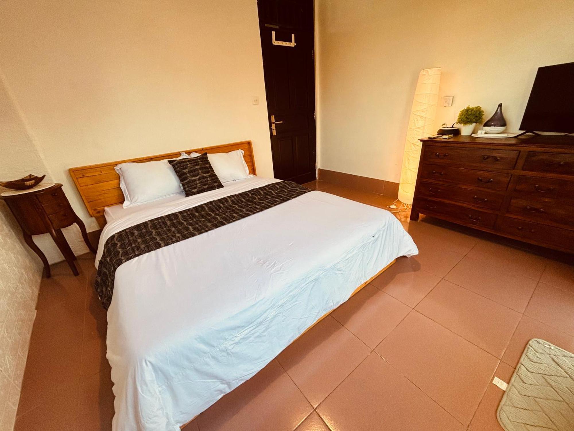 Mama Mega Homestay Pesanggaran Экстерьер фото